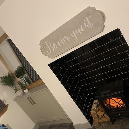 Cosy Cottage In Redcar - Workstays Uk Wilton  Exterior foto